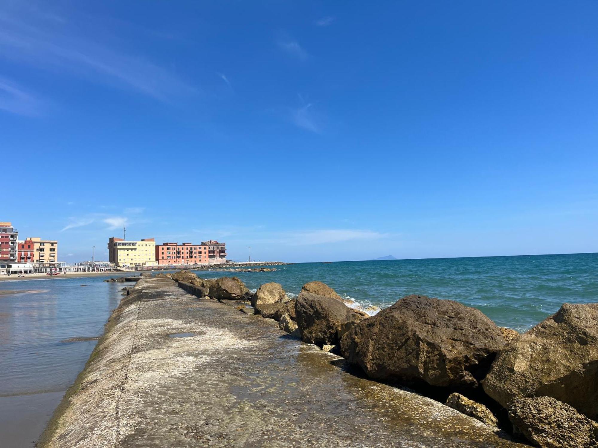 Il Cavalluccio Anzio Esterno foto